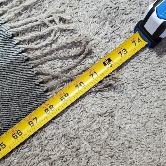 Plaid fringe soft scarf - Picture 12 of 13